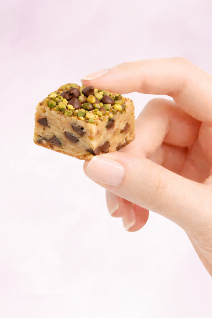 Pistachio Blondie Bites